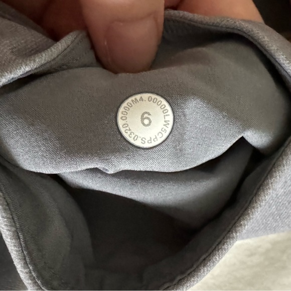 NWOT Lululemon Here to There HR 7/8 Pant - Picture 4 of 10